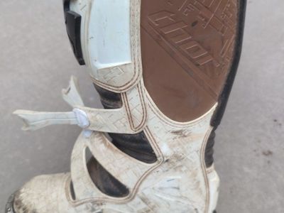 Thor Blitz Motocross Boots Women's Size US 9 / EUR 40 Black White