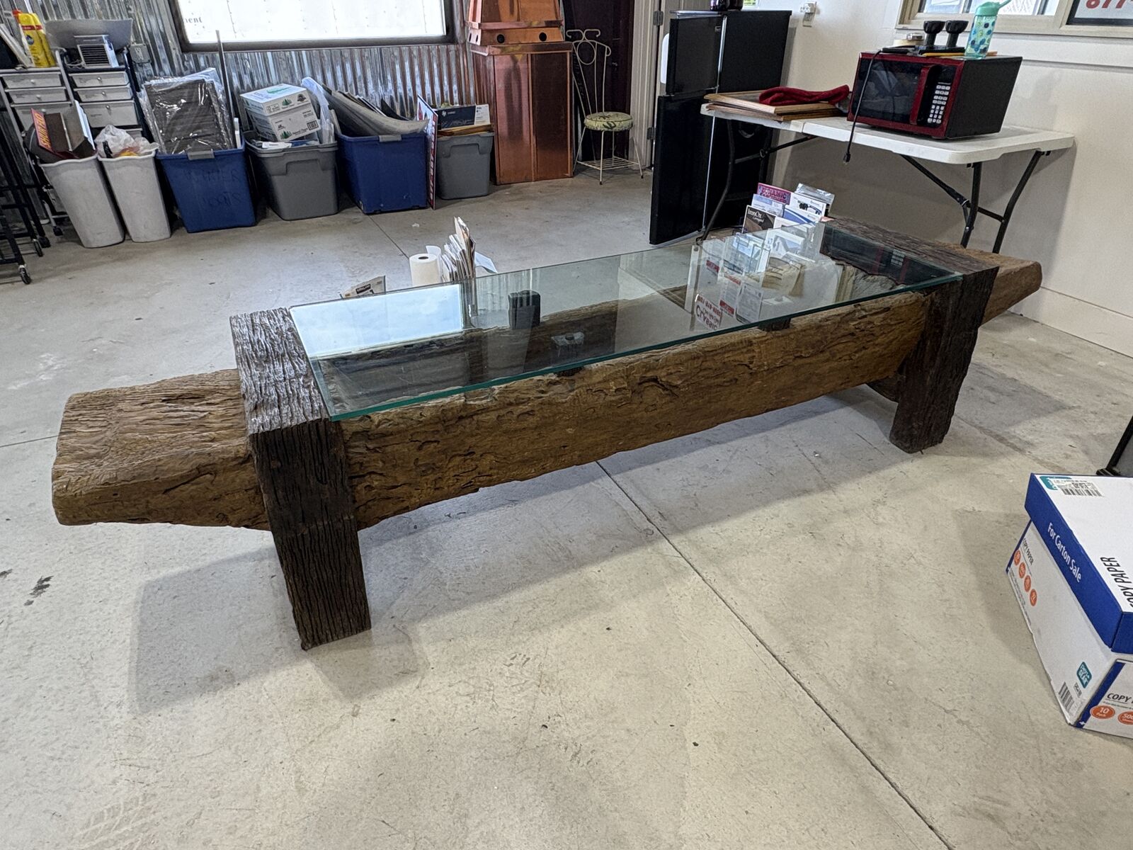 PETRIFIED WOOD RICE POUNDER GLASS COFFEE TABLE