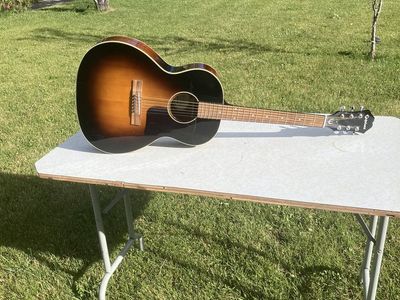 Epiphone EL-00 acoustic guitar