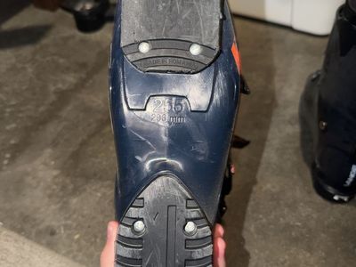 Lange XT Ski Boots Size 25.5 (296 mm Sole)