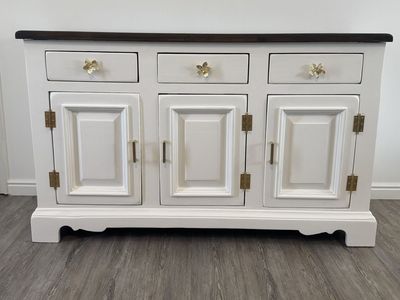 Sideboard