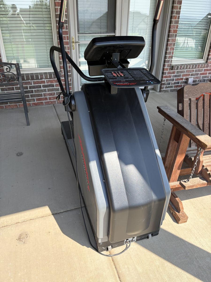 Free Elliptical