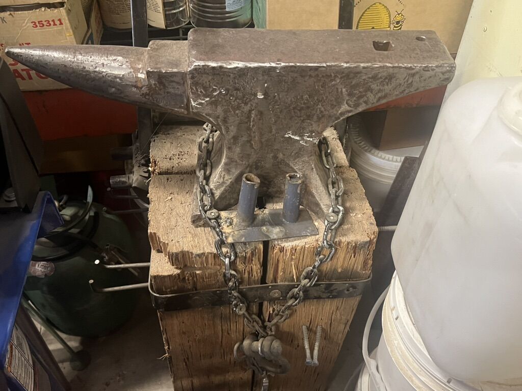 Peter Wright Anvil W/stand