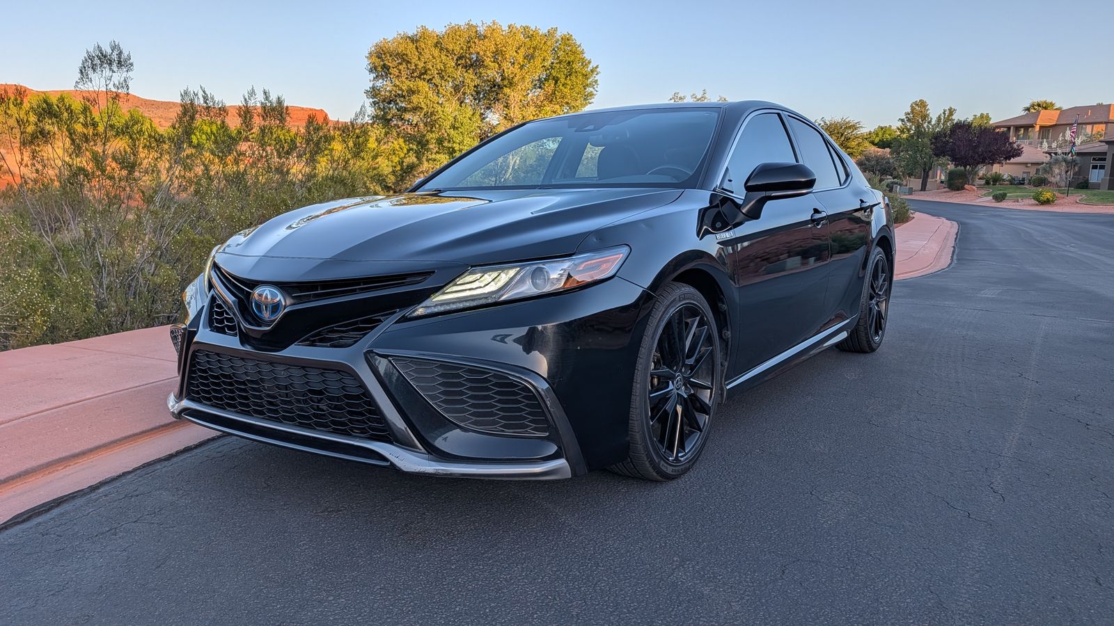 2021 Toyota Camry Hybrid XSE