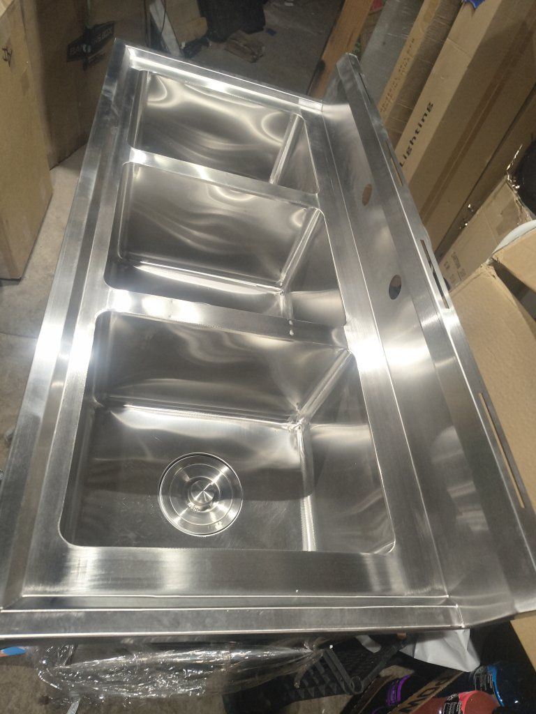 Main image 4