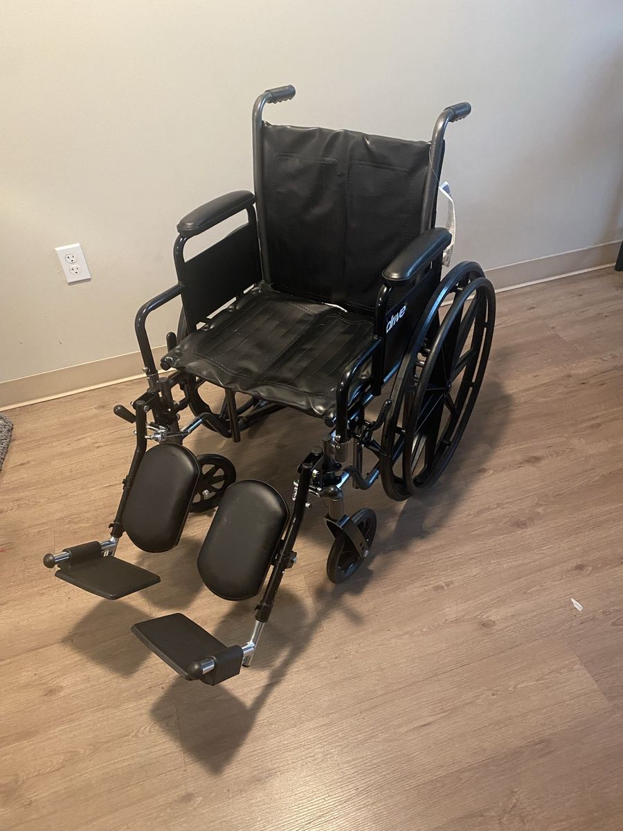 DRIVE. SILVER SPORT 2 WHEELCHAIR