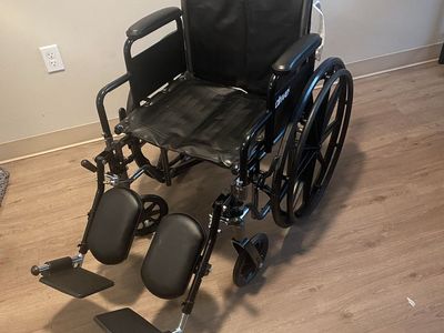 DRIVE. SILVER SPORT 2 WHEELCHAIR