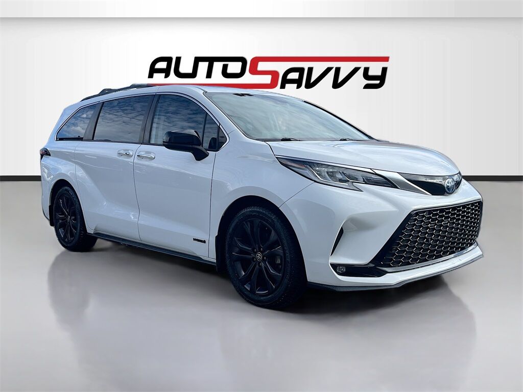 2021 Toyota Sienna XSE 7-Passenger
