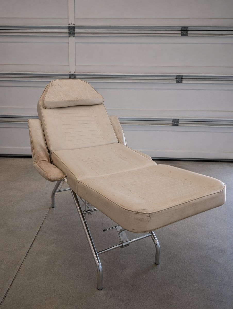 Adjustable Spa Facial & Massage Chair Table with Metal Frame