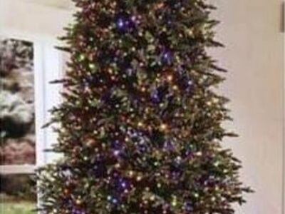 Pre-Lit Christmas Tree with EZ Connect, Radiant Micro LED Lights 2006010 #82603