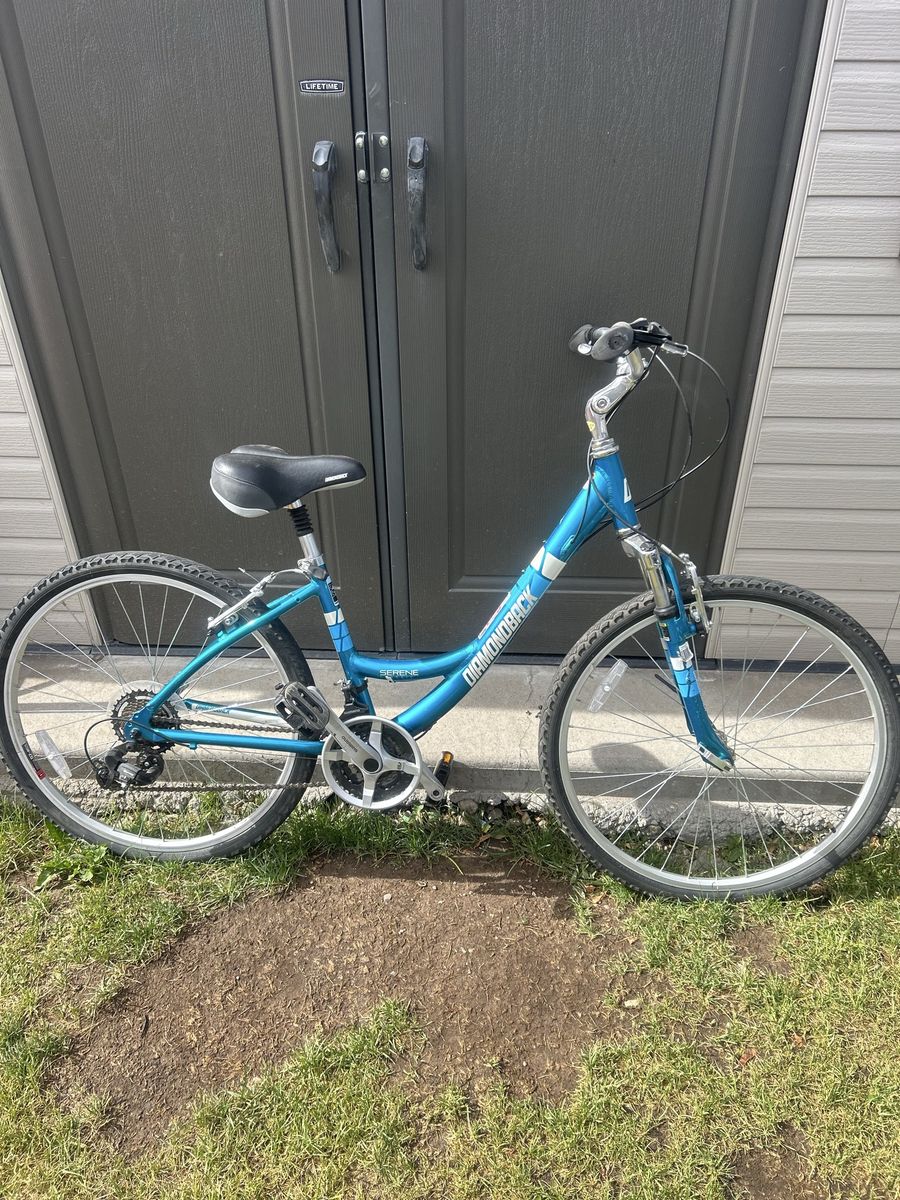 Women’s diamondback