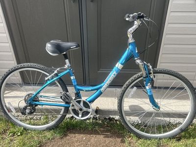 Women’s diamondback
