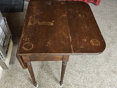 Vintage Mahogany Drop-Leaf Table – Mid-Century Project Piece