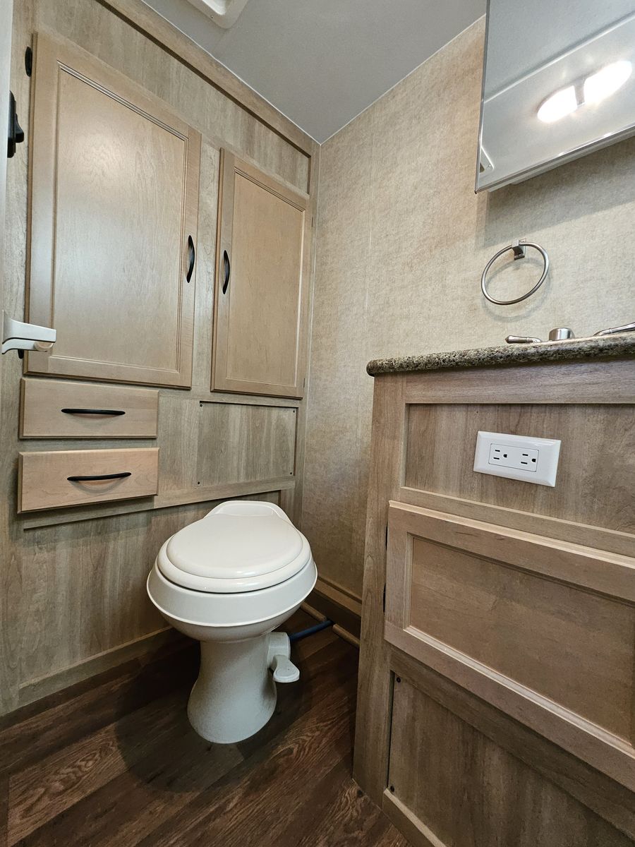 Main image 15