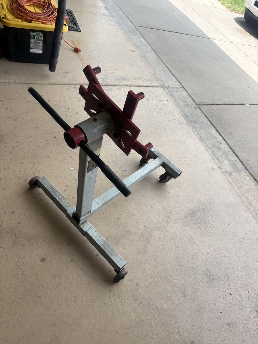 Larin ES-750 Heavy Duty Engine Stand - 750 lbs Capacity with Steel Wheels