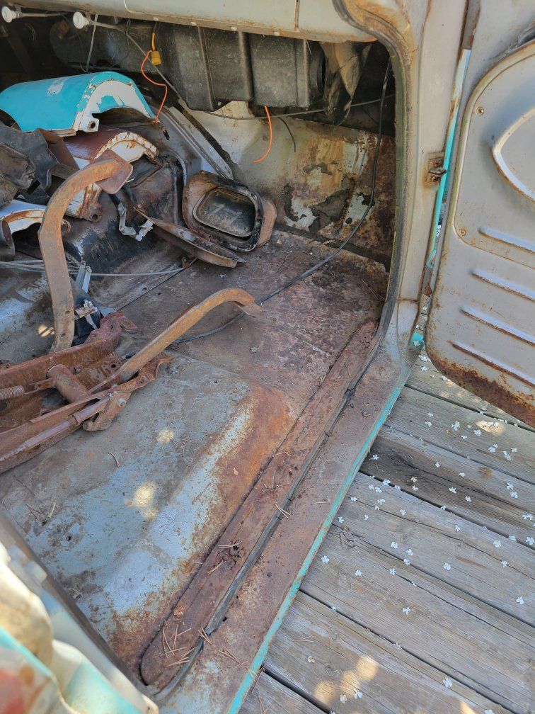 Main image 7
