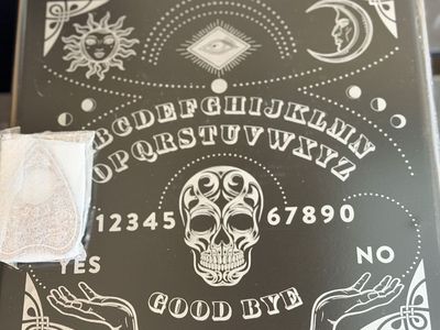 Ouija Board Spirit Board Skull Design Planchette Mystic Divination