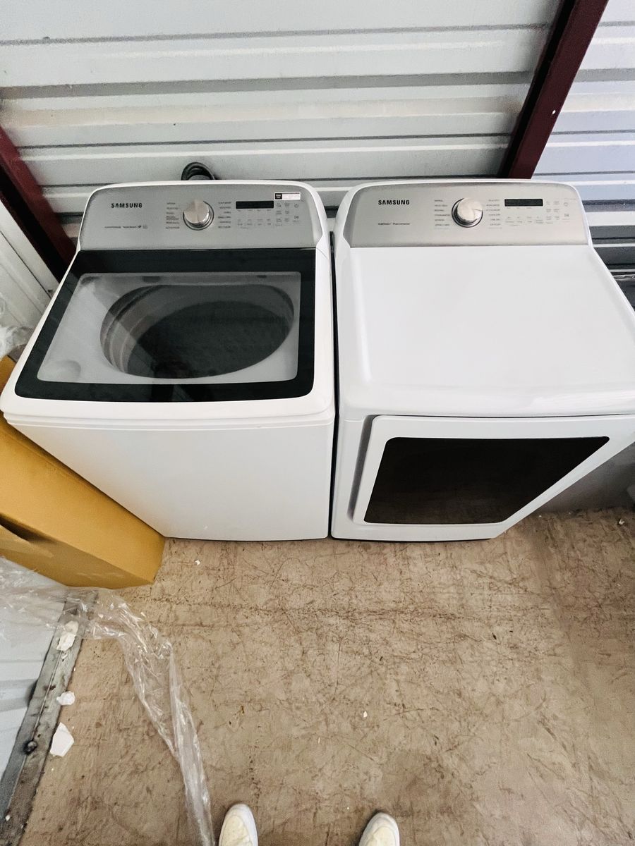 $650 OBO GOOD WASHER AND ELECTRIC DRYER SAMSUNG LARGE CAPACITY 5.0 cb