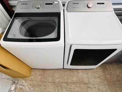 $650 OBO GOOD WASHER AND ELECTRIC DRYER SAMSUNG LARGE CAPACITY 5.0 cb
