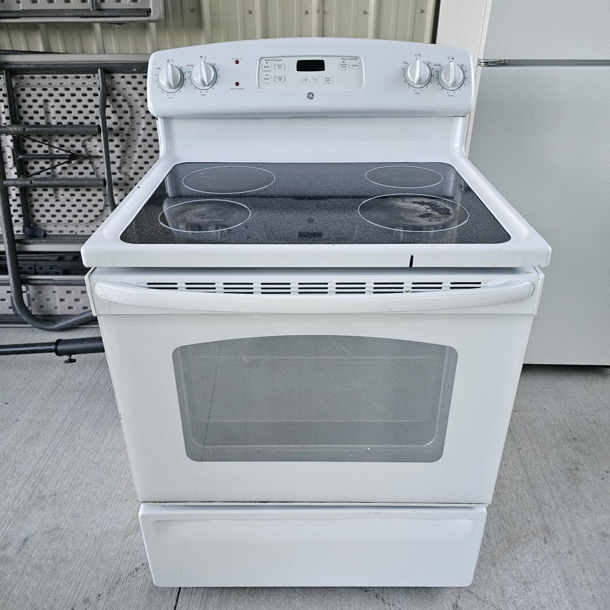 Main image 5