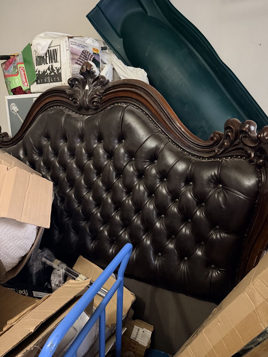 New. KING! Quilted Leather Headboard Top Touch Up