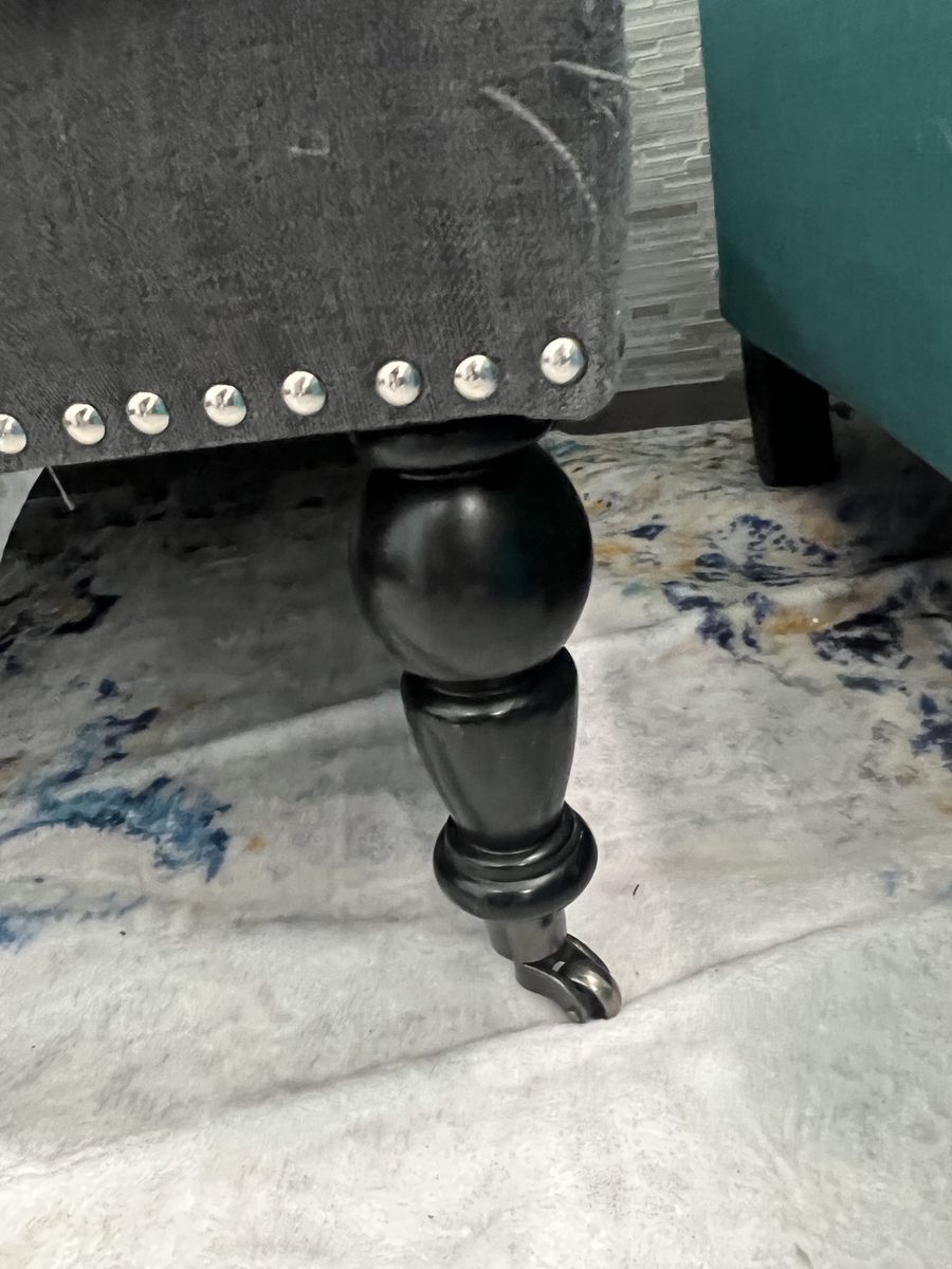 Main image 4