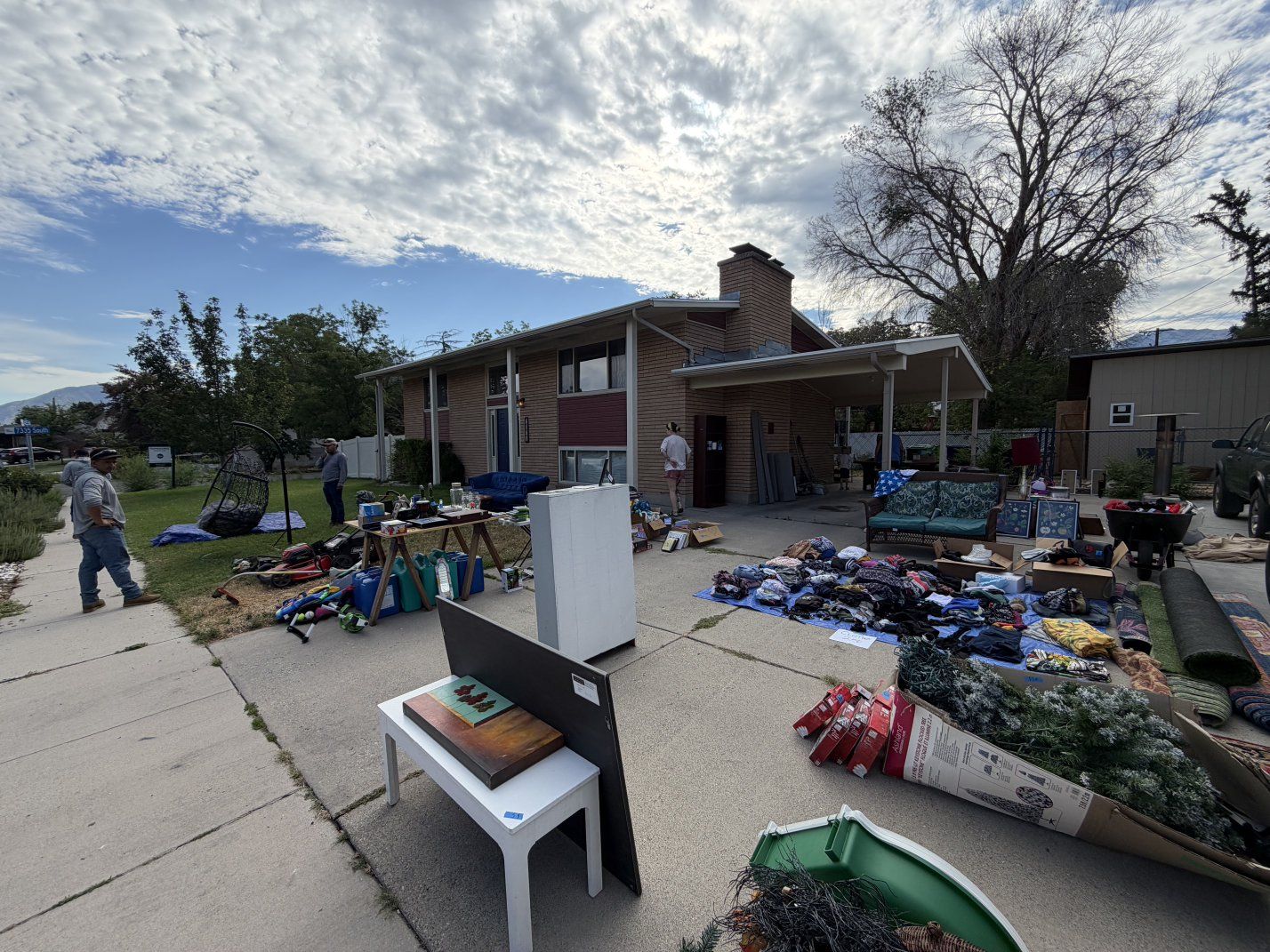 Moving yard sale