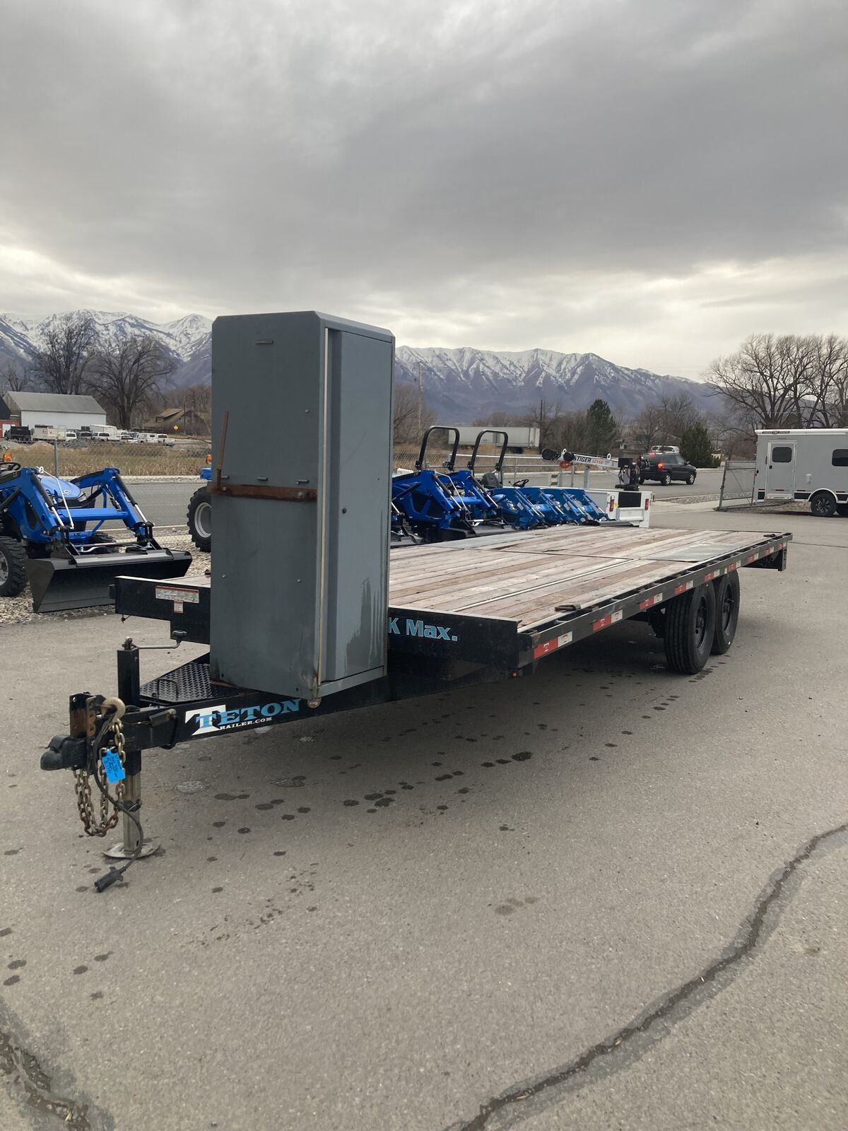 2023 Teton 22' Deckover