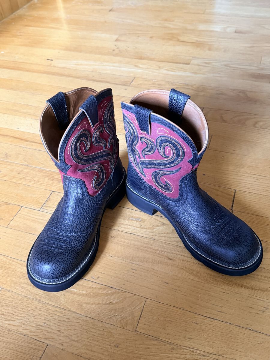 Brand New Ariat Boots