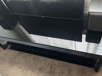 TV Stand / black glass