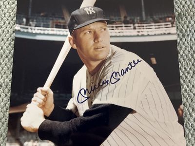 Mickey Mantle Autograph New York Yankees Auto MLB Photograph Baseball HOF Hand Signed