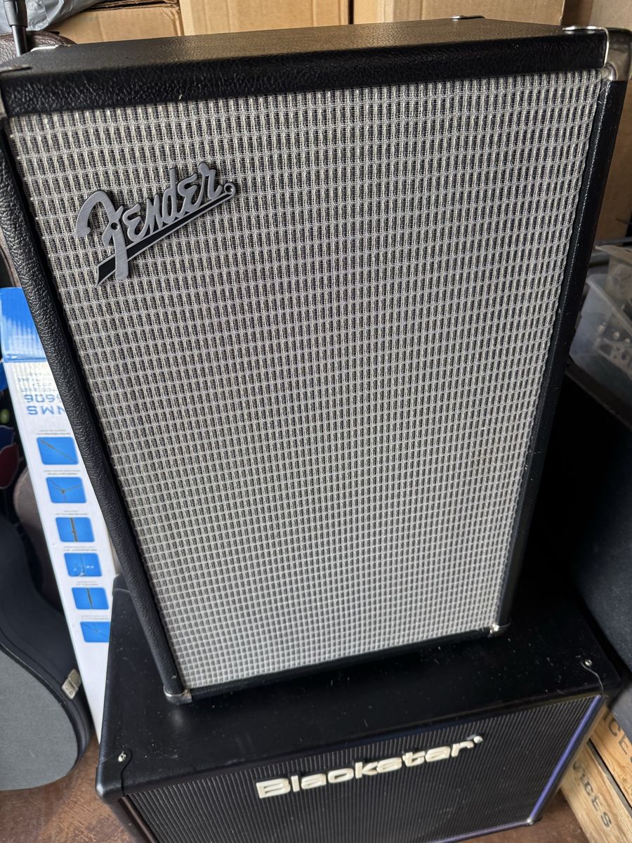 Fender Guitar Speaker Cabinet (2) w/ Jensen P10R-8 Ohm 25-Watt 10” Alnico Speakers