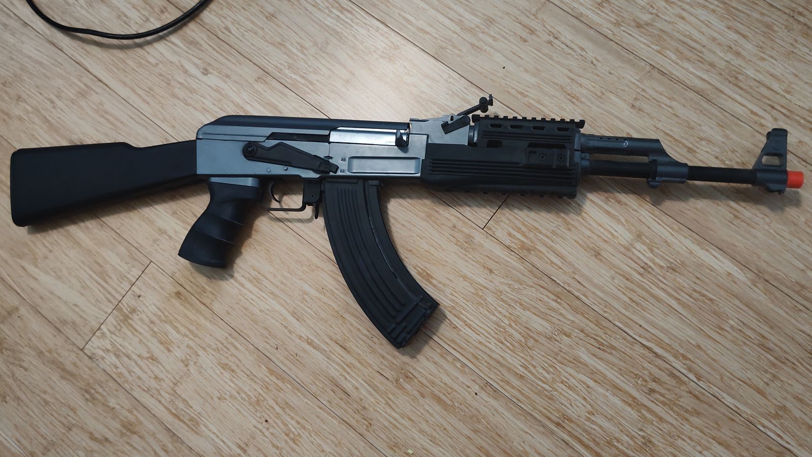Airsoft rifle