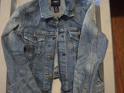 Gap Kids Denim Jacket - Medium (8-9 YRS) - Blue Washed