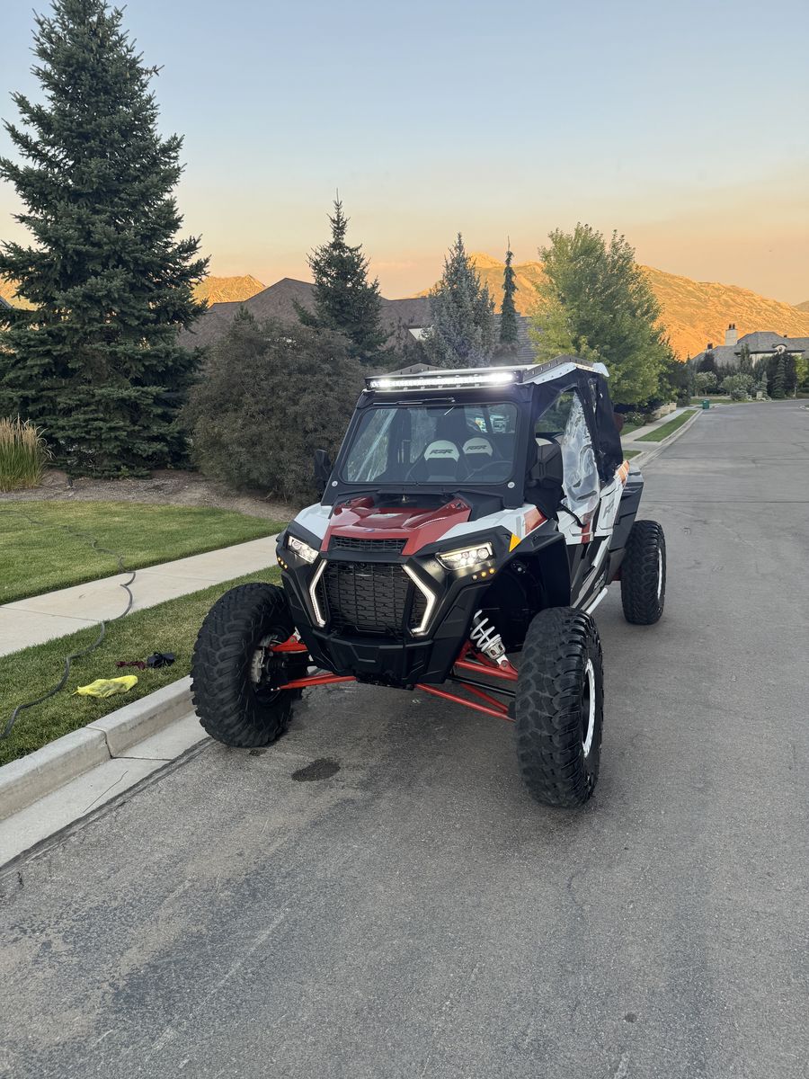 2019 - Polaris RZR 100 turbo