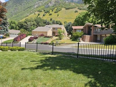 Iron Fence | Cedar Fencing | Vinyl Fencing