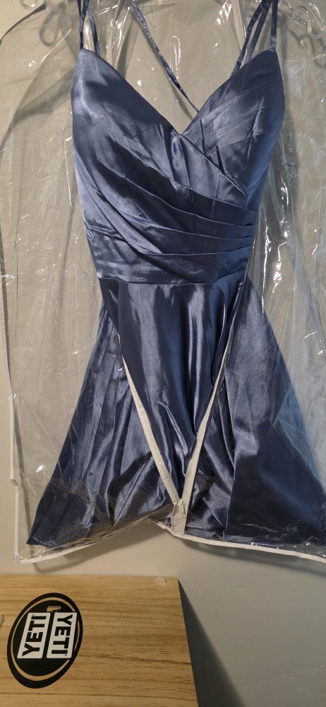 Elegant Large Blue Satin Finger-Tip Length Formal Dress - Perfect for Special Occasions wedding or formal events