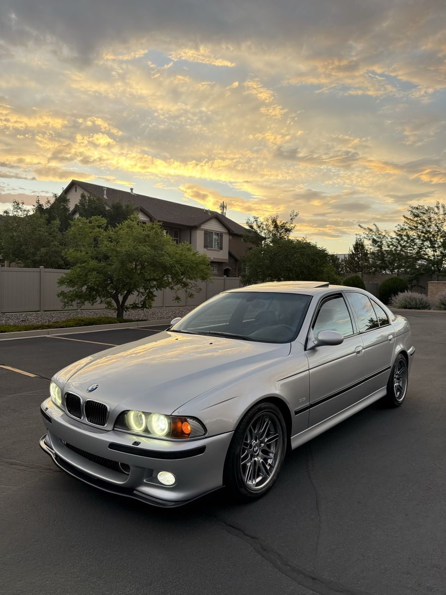 2000 BMW M5 