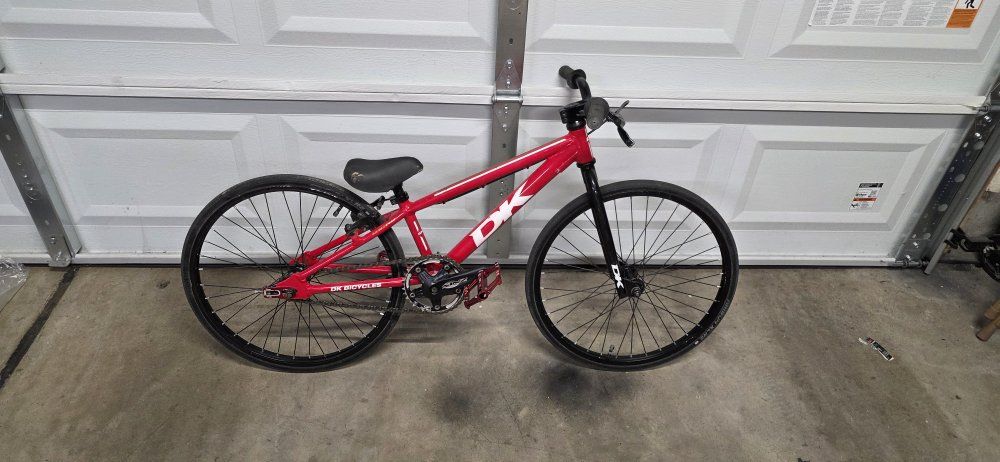 DK Swift micro mini (20") bmx bike