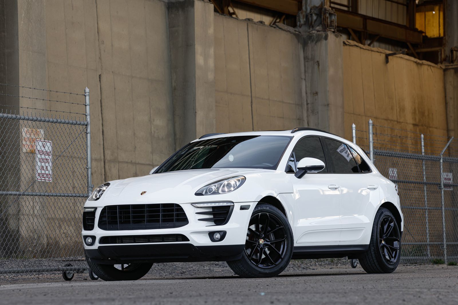 2018 Porsche Macan Sport Edition