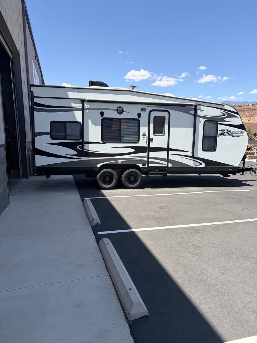 2019 Pacific Coachworks Ragen Toyhauler