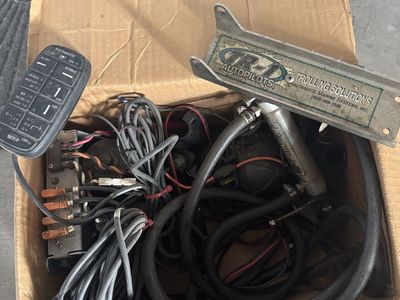 Nautamatic TR-1 Gold Autopilot Trolling System for Boats - Marine Steering System
