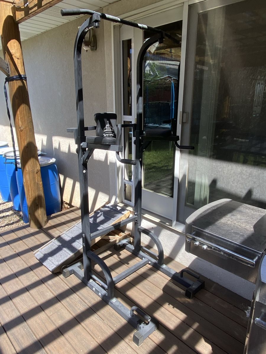 Stand up Pull up bar