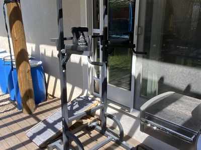 Stand up Pull up bar