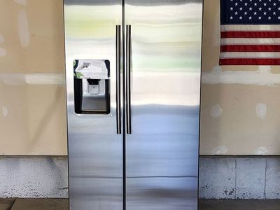 Samsung 24.5 cu. ft. Side-by-Side Refrigerator