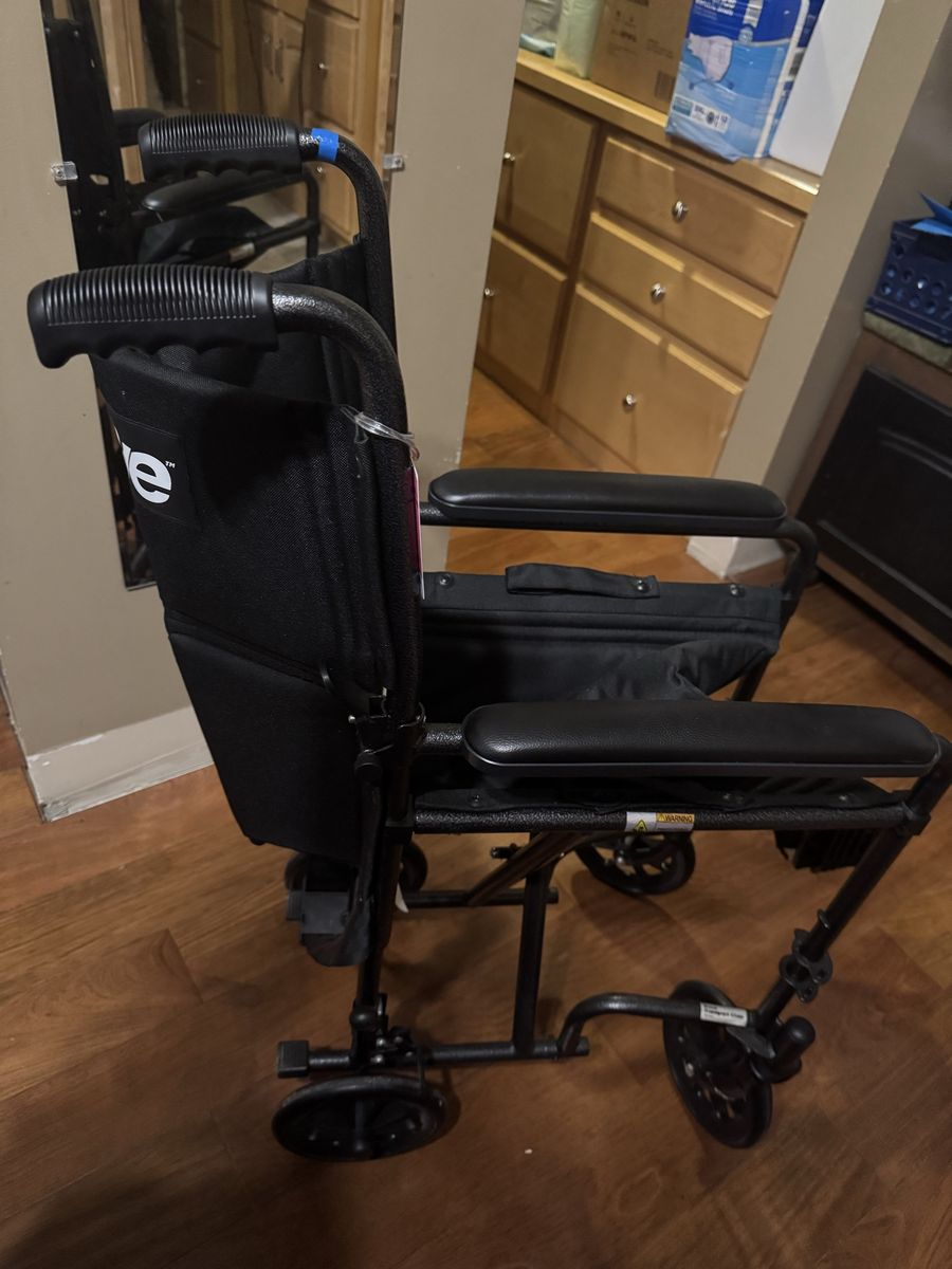 Drive Travel Wheelchair