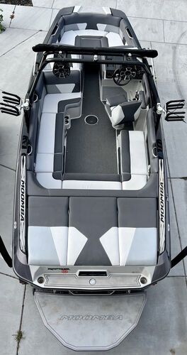 Main image 5