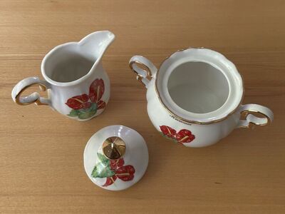 Hawaiian Themed China Sugar & Creamer Set