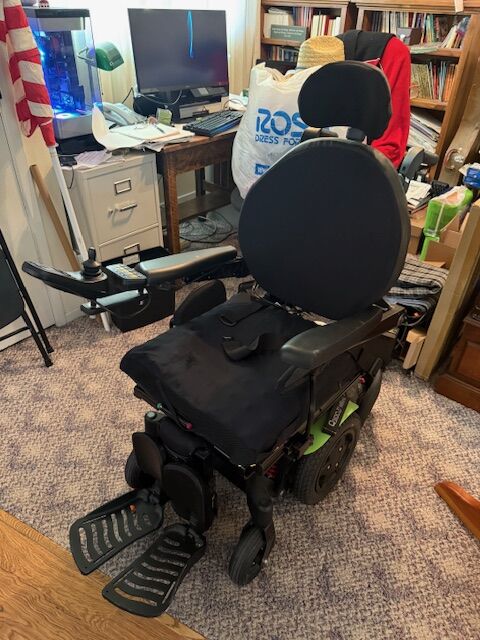 Like new power chair