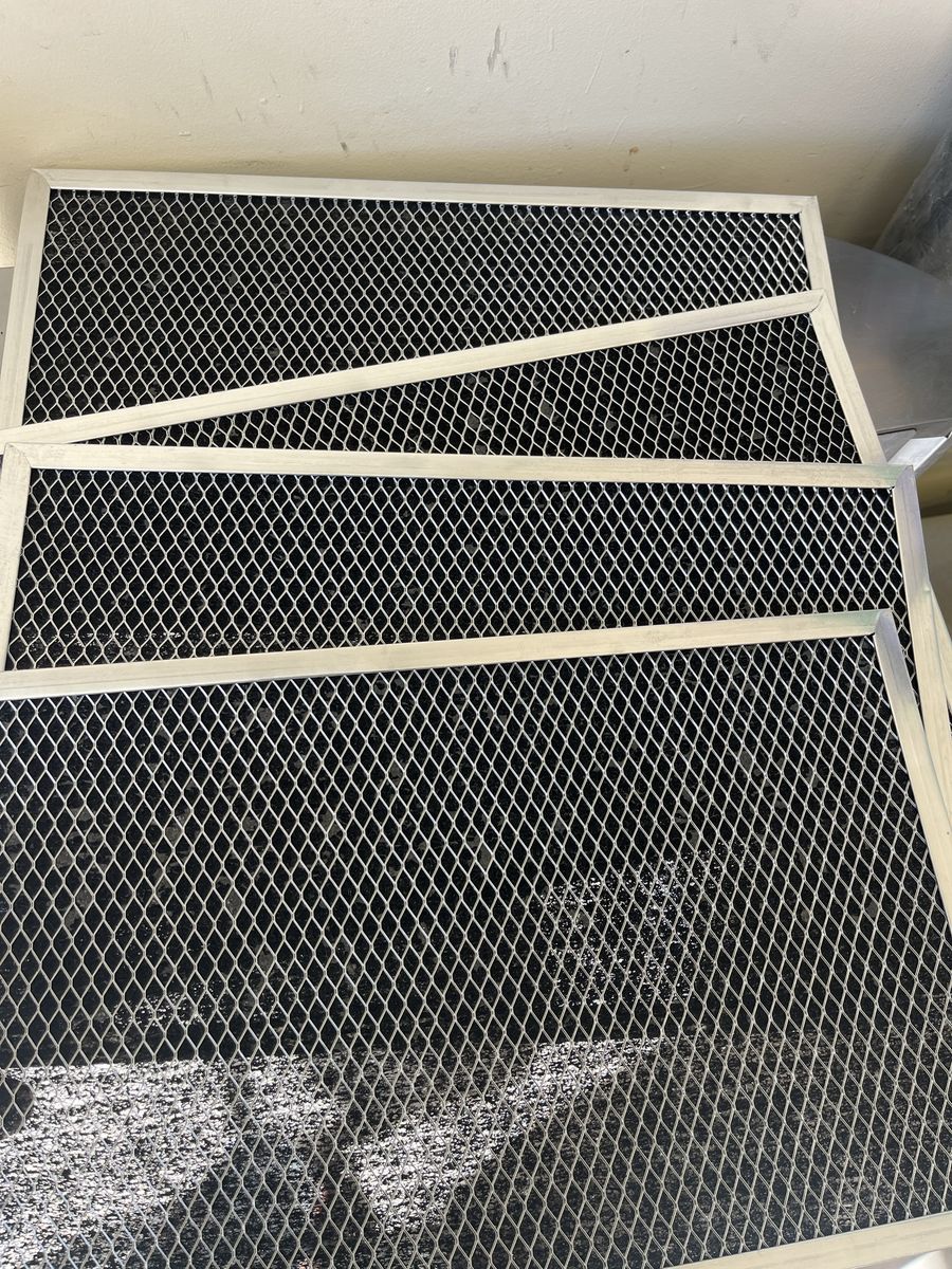 Replacement Range Hood Grease Filters - Metal Mesh (Set of Multiple)